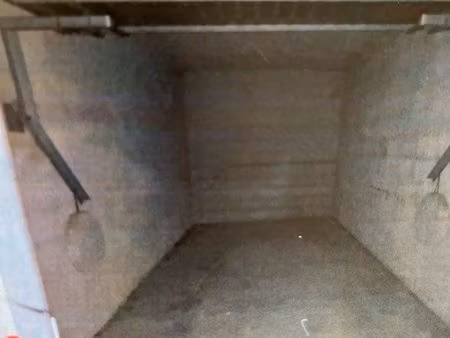 location box fermé 14m2