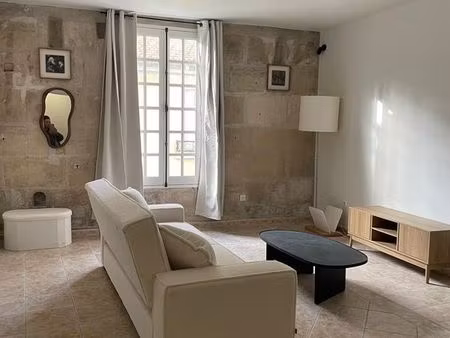 maison rénovée à louer centre tarascon