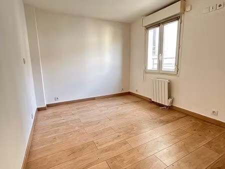 t2 asnières sur seine