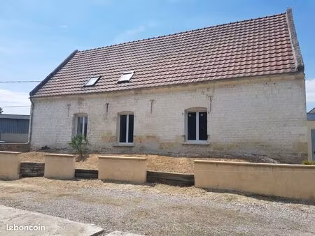 f3 dans maison avec jardinet