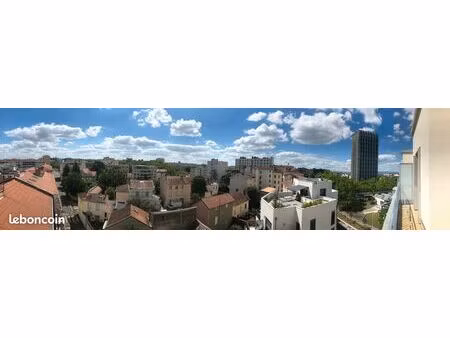 t2 meublé avec terrasse et vue