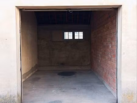 garage à louer