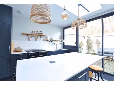 vente maison 7 pièces 160 m² à la madeleine (59110)  588 000 €