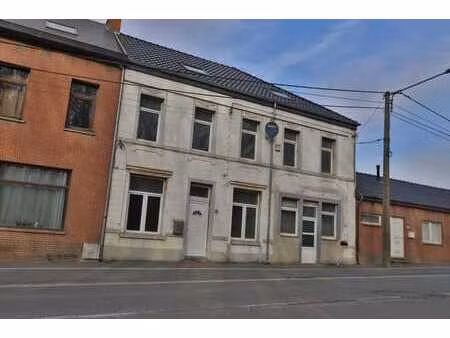 maison à louer 4 chambre et terrasse