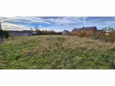 ◊ terrain commercial de 2.020 m² – excellente visibilité –