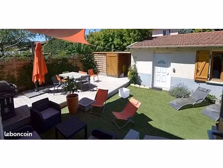 limite montchat 130m² habitables + 130m² utiles