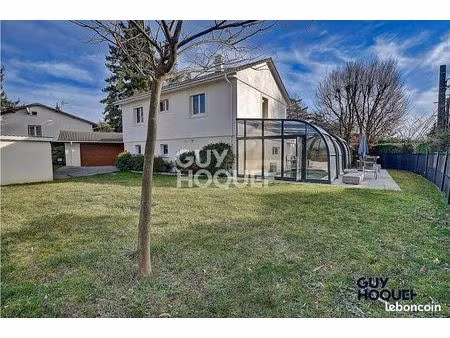 maison 5 pièces 172 m²