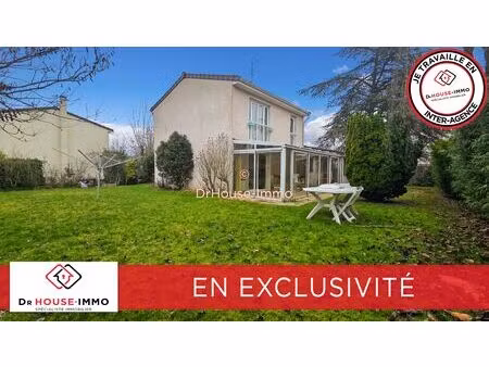 maison 6 pièces 4 chambres- garage- terrain de 985m²