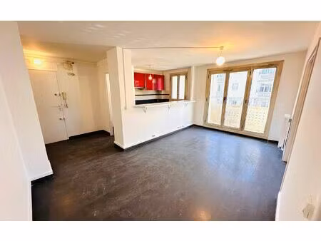 location appartement  m² t-3 à rosny-sous-bois  1 100 €