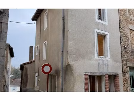 maison rochechouart 74.97 m² t-4 à vendre  45 000 €