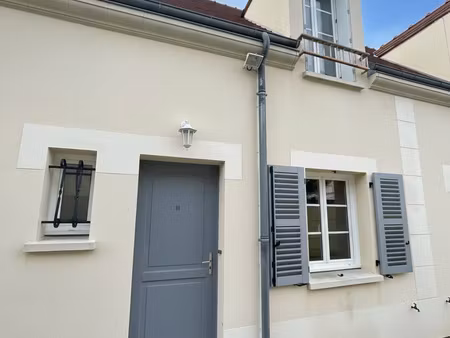 exclusivite ! maison deux chambres dans résidence à châteaun