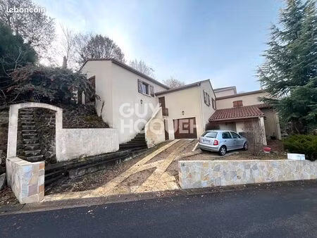 maison 4 pièces 148 m²