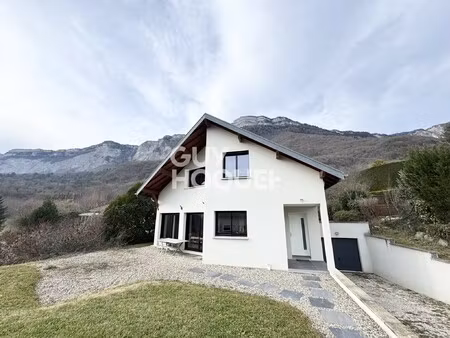 maison à louer de 5 pièces de 164 50 m²