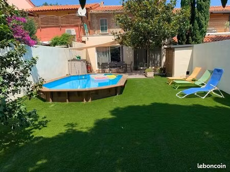 maison de ville avec jardin et piscine