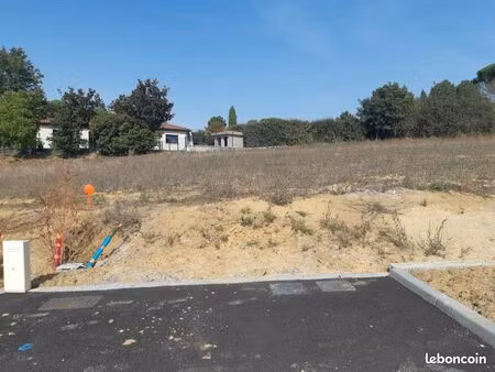 terrain 602 m² saint sauveur