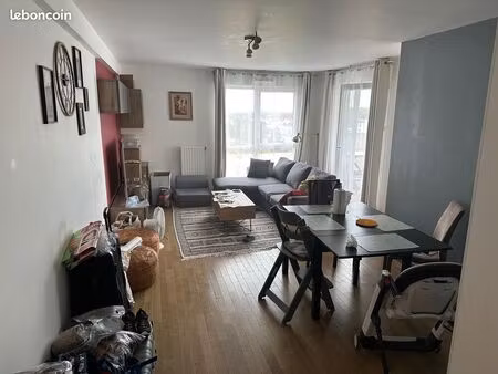 appartement lumineux 90m² avec balcon et 2 parkings – cergy-le-haut