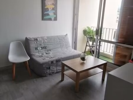a louer studio meublé