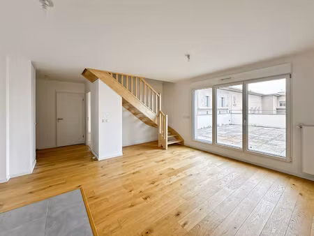 vente appartement 3 pièces  67.64m²  poissy