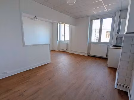 appartement t3 lumineux - 70 m2