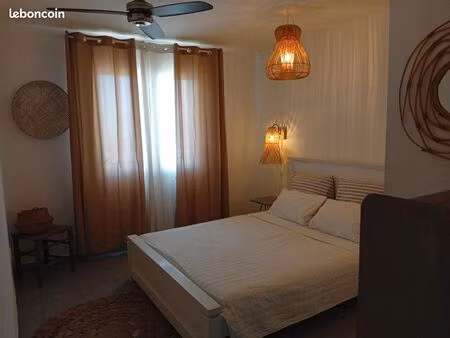 grand t2 meublé jardin eperon