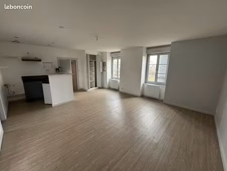 appartement de plain pied saulieu t2 avec parking et jardin commun
