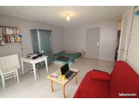 loue studio meublé centre ville besançon tarragnoz