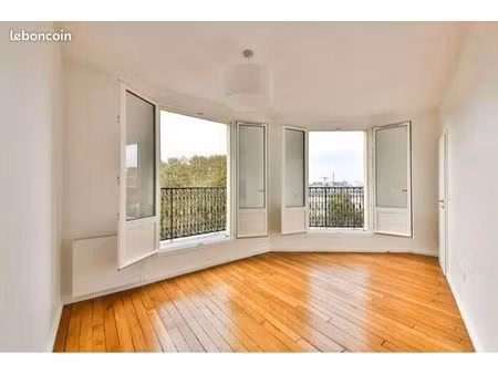 2 pièces 30 m2 rue faubourg