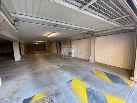 parking/box 14 m² saint berthevin