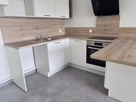 appartement f2 à louer - 2 pièces - 43 65 m2 - flavin - 12 - midi-pyrenees