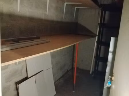 cave saine à louer au cannet