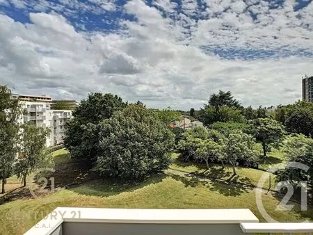 appartement t3 à louer - 3 pièces - 79 02 m2 - nantes - 44 - pays-de-loire