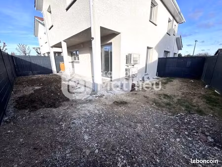 maison 4 pièces 75 m²