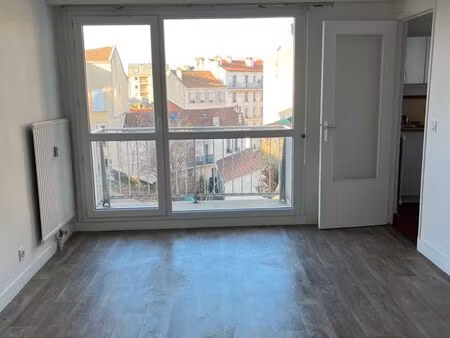 studio le kremlin bicetre 26 m2