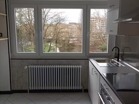 a louer f2 proche centre ville de metz 745 cc