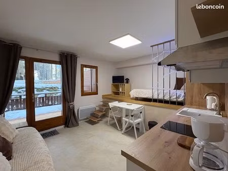 studio 1 pièce 19 m²