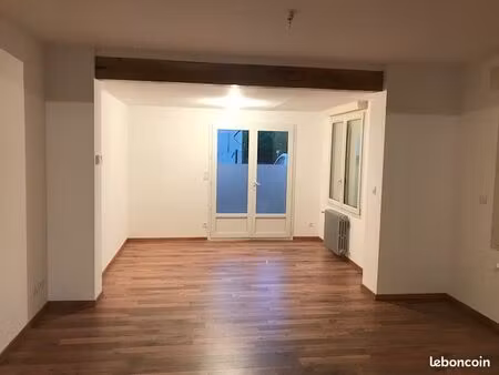 maison de bourg à louer