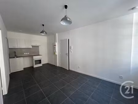 appartement t2 à louer - 2 pièces - 30 m2 - graulhet - 81 - midi-pyrenees