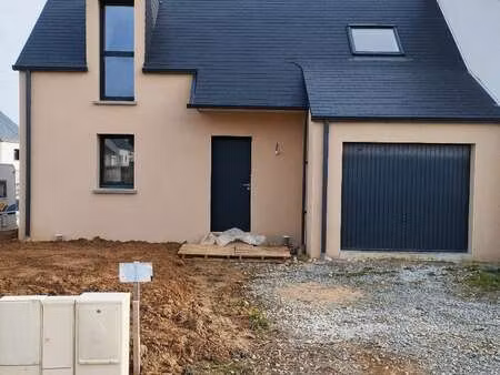 vente maison à essé (35150) : à vendre / 86m² essé