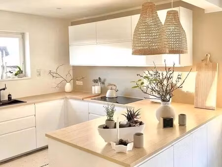 saint-ouen  proche mairie   3 pièces avec grand balcon et parking