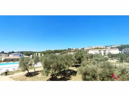 charmant t2 meublé avec piscine au paradou