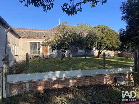 vente locaux professionnels 600 m² à le fresne-sur-loire (49123)  371 000 €