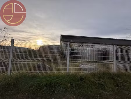 vente locaux professionnels 1800 m² à toulouse (31000)  1 400 000 €