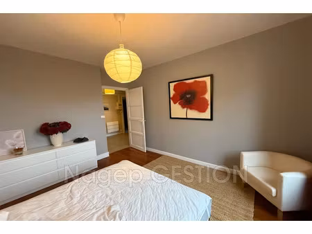 location meublée appartement 2 pièces 42 m² à vichy (03200)  630 €