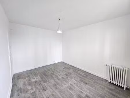 beau 3 pièces lumineux et rénové – 52 m²- a saisir rapidement