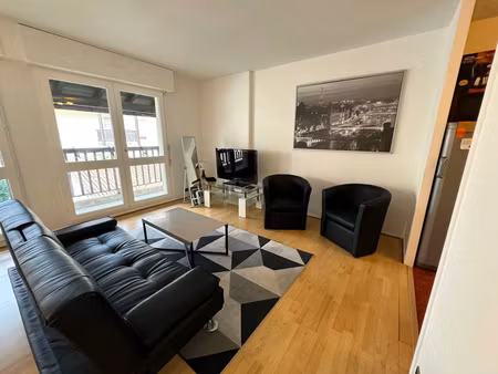 bordeaux pellegrin / médoquine - charmant t2 meublé de 48 m2