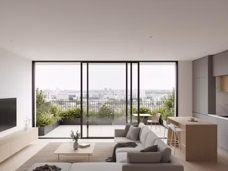 magnifique 4 pieces lumineux en etage avec spacieux balcon