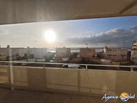 grand appartement t3 vue mer les pieds dans le sable