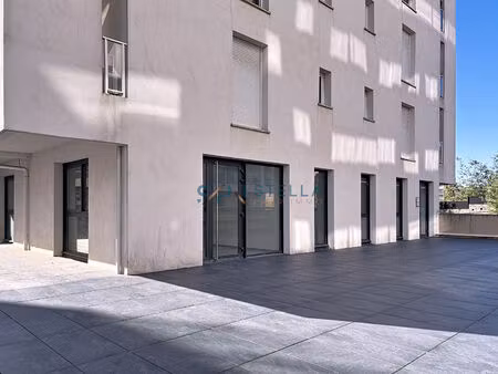 local professionnel neuf 83 m² rocade d'ajaccio