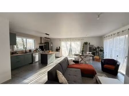 maison t4  rare sur le secteur. à saisir sans tarder