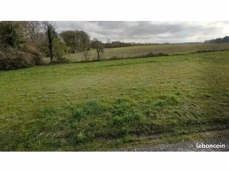 terrain 372 m² pont l abbe d arnoult